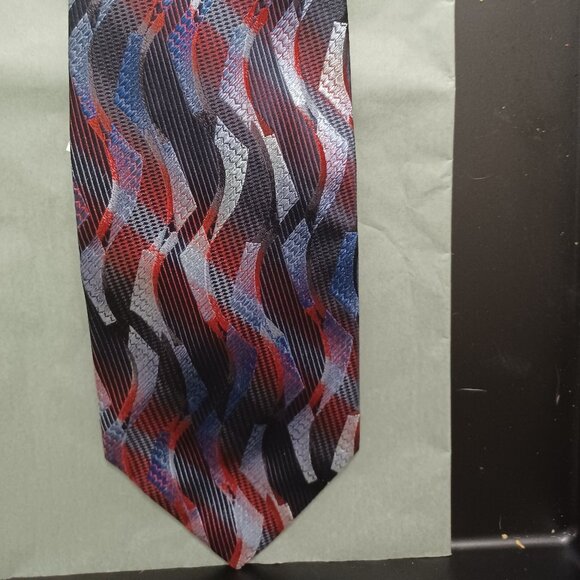 Vintage Barcelino Italian Silk Tie - Picture 1 of 2